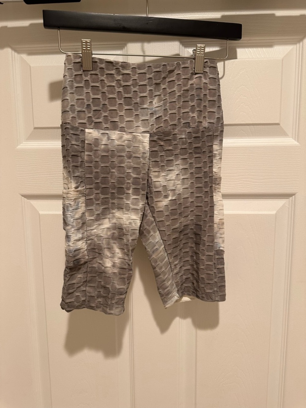 Women's Gray Textured Bike Shorts
